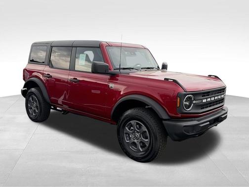 Ruby Red Metallic Tinted Clearcoat 2026 Ford Bronco Big Bend