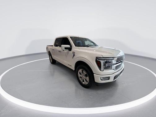 Star White 2026 Ford F-150 Platinum