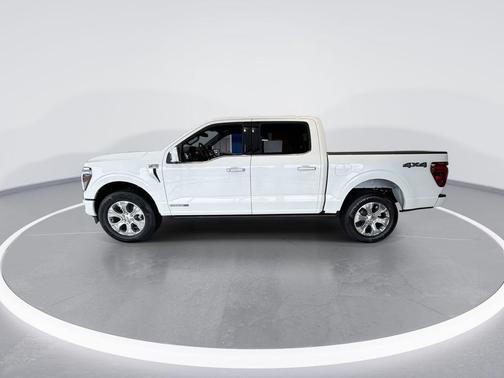 Star White 2026 Ford F-150 Platinum