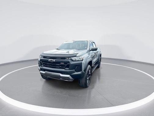 Sterling Gray Metallic 2023 Chevrolet Colorado Trail Boss
