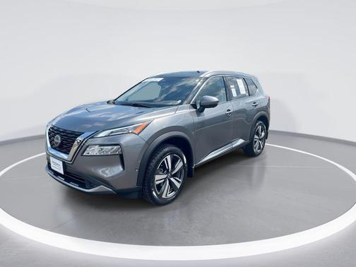Gun Metallic 2023 Nissan Rogue SL