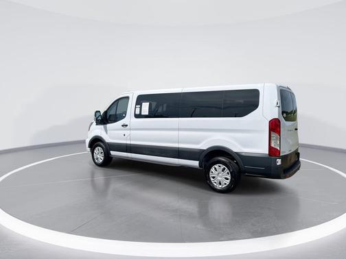 Oxford White 2023 Ford Transit-350 XLT