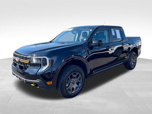 Shadow Black 2025 Ford Maverick Tremor