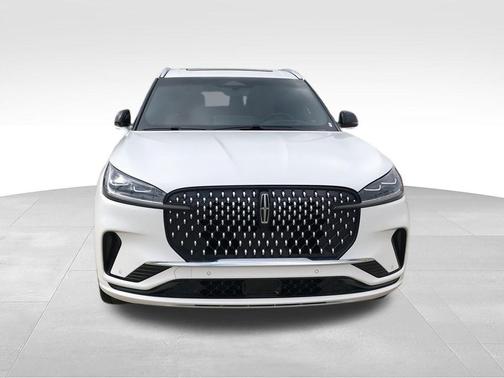 White Metallic 2025 Lincoln Aviator Black Label AWD