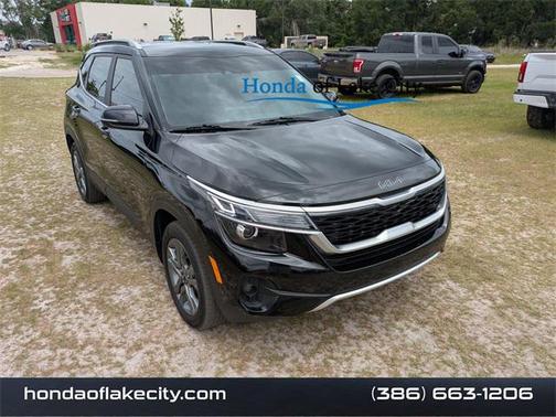 2023 Kia Seltos S