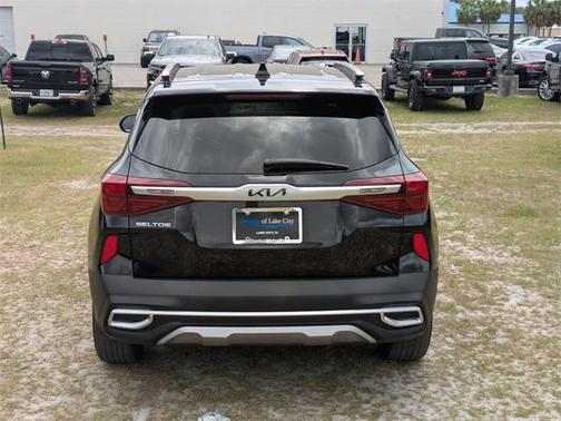 2023 Kia Seltos S