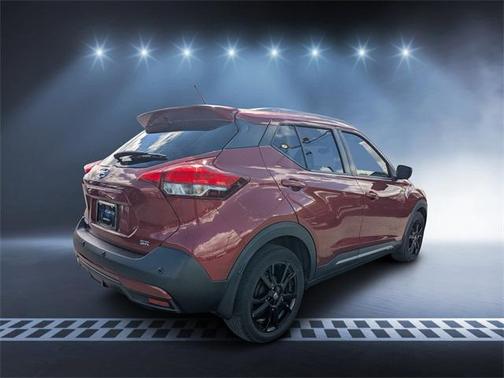 2020 Nissan Kicks SR