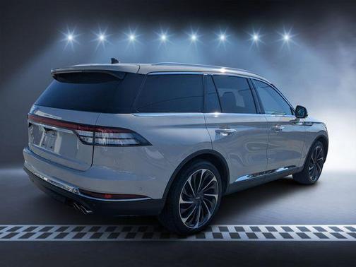 2022 Lincoln Aviator Reserve