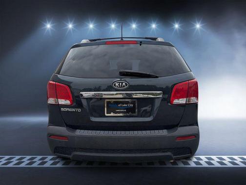 2013 Kia Sorento LX