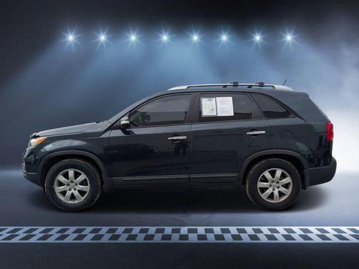 2013 Kia Sorento LX