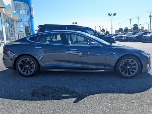 2020 Tesla Model S Long Range