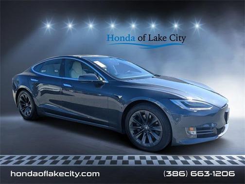 2020 Tesla Model S Long Range
