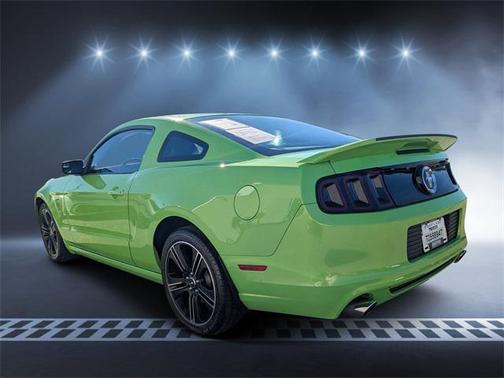 2013 Ford Mustang V6 Premium