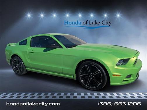 2013 Ford Mustang V6 Premium