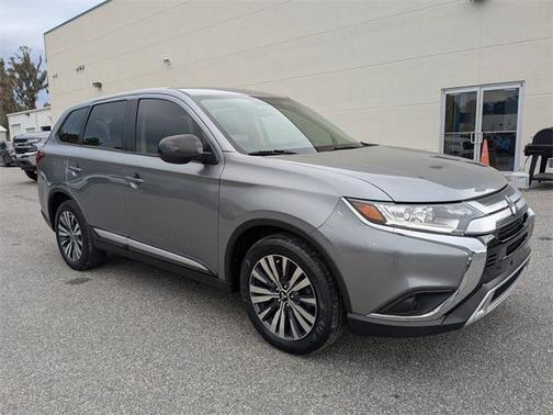 2020 Mitsubishi Outlander ES