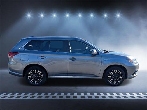 2018 Mitsubishi Outlander PHEV GT