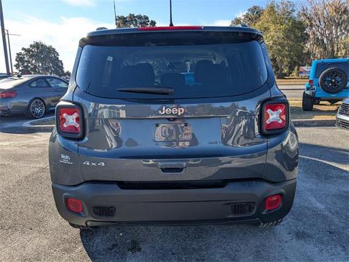 2023 Jeep Renegade Latitude