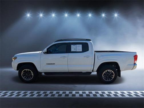2016 Toyota Tacoma SR5