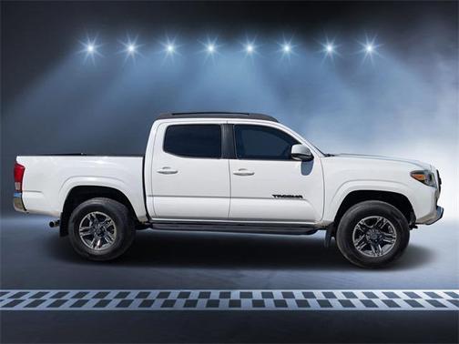 2016 Toyota Tacoma SR5
