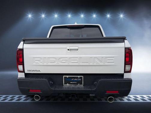 Platinum White Pearl 2026 Honda Ridgeline RTL