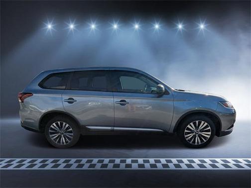 2020 Mitsubishi Outlander ES