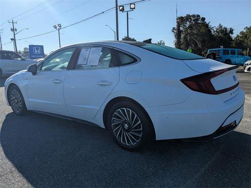 2023 Hyundai SONATA Hybrid Limited