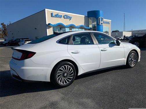 2023 Hyundai SONATA Hybrid Limited