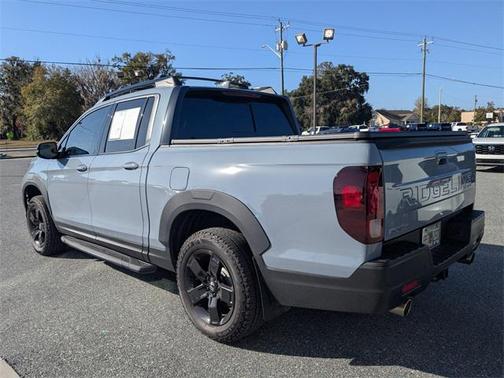 2025 Honda Ridgeline Black