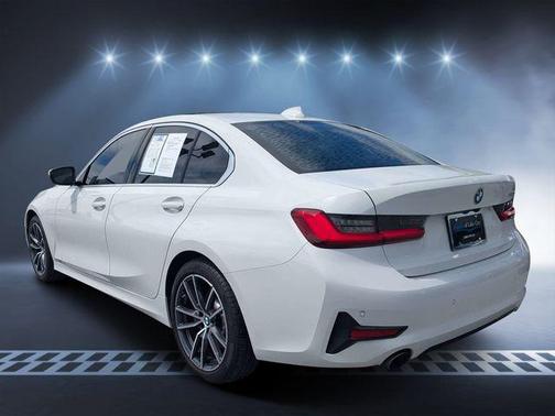 Alpine White 2021 BMW 330 330i