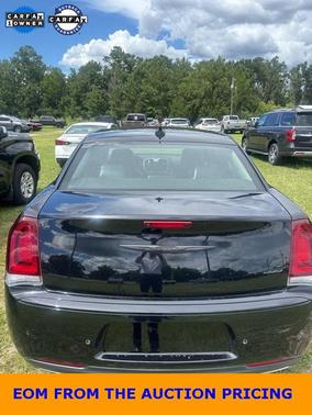 2023 Chrysler 300 Touring