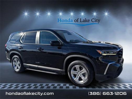 2023 Honda Pilot AWD LX