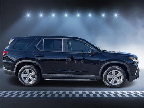 2023 Honda Pilot AWD LX