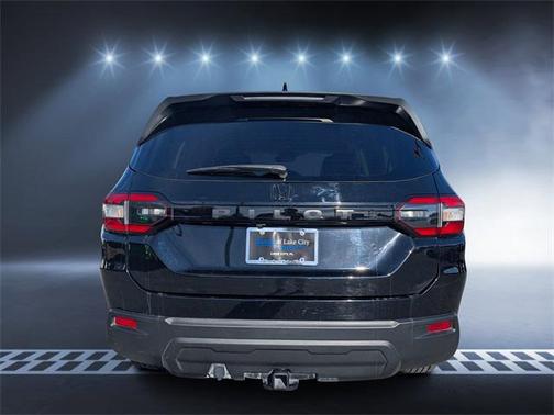 2023 Honda Pilot AWD LX