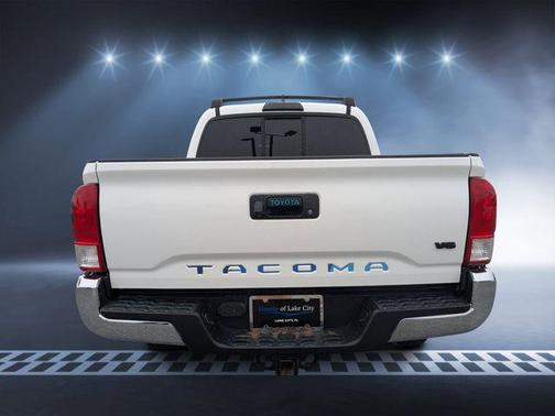 2016 Toyota Tacoma SR5