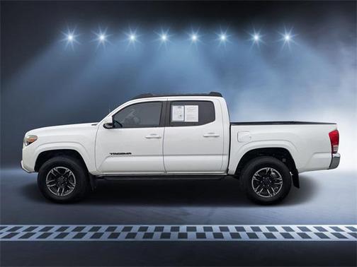 2016 Toyota Tacoma SR5