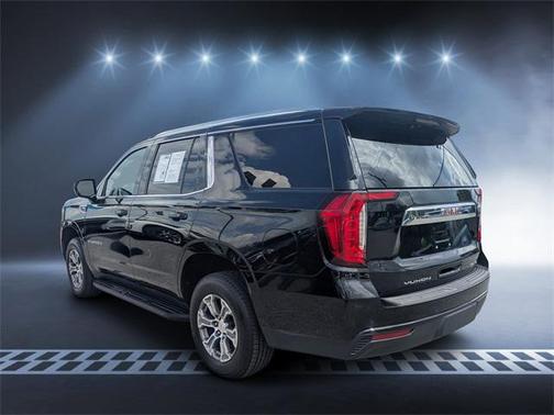 2023 GMC Yukon SLE