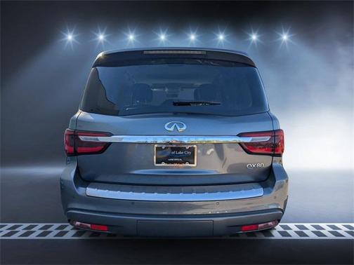 2021 INFINITI QX80 Luxe