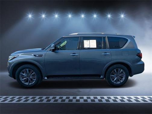 2021 INFINITI QX80 Luxe