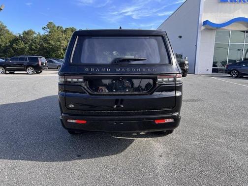 2024 Jeep Grand Wagoneer Series II
