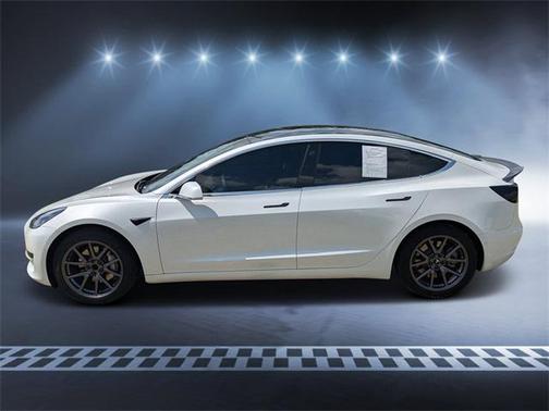 2020 Tesla Model 3 Standard Range Plus