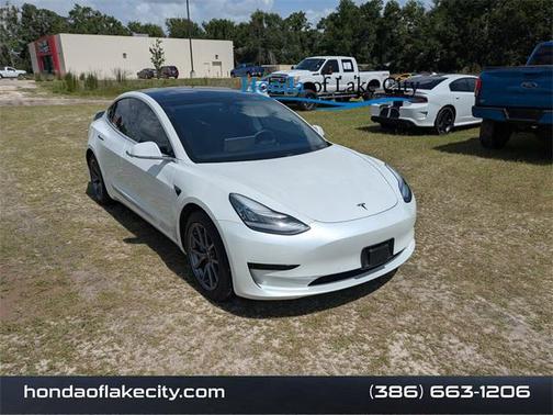 2020 Tesla Model 3 Standard Range Plus