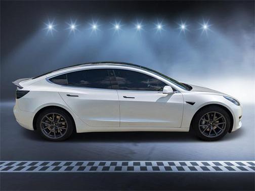 2020 Tesla Model 3 Standard Range Plus