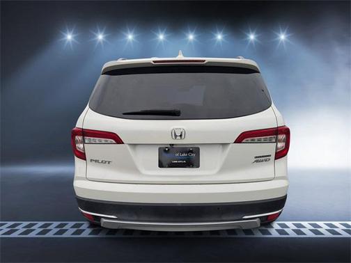 2019 Honda Pilot Touring 8-Passenger