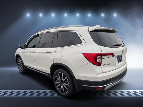 2019 Honda Pilot Touring 8-Passenger