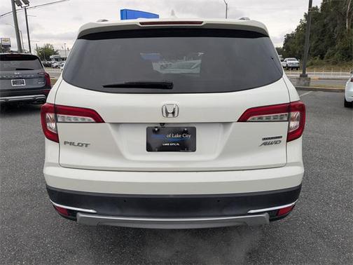 2019 Honda Pilot Touring 8-Passenger