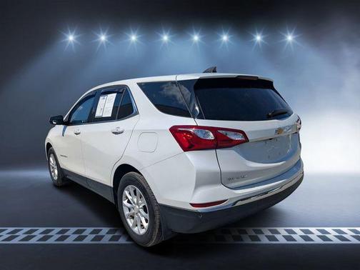 Iridescent Pearl Tricoat 2019 Chevrolet Equinox 1LT