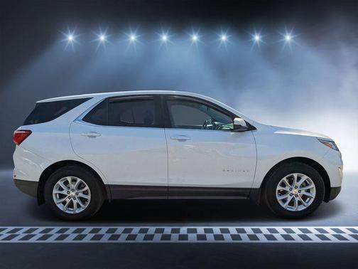 Iridescent Pearl Tricoat 2019 Chevrolet Equinox 1LT