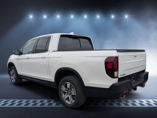 Platinum White Pearl 2026 Honda Ridgeline RTL
