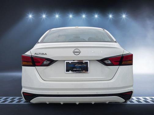 Glacier White 2025 Nissan Altima 2.5 SV