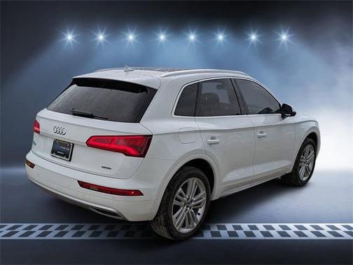 2019 Audi Q5 2.0T Premium Plus